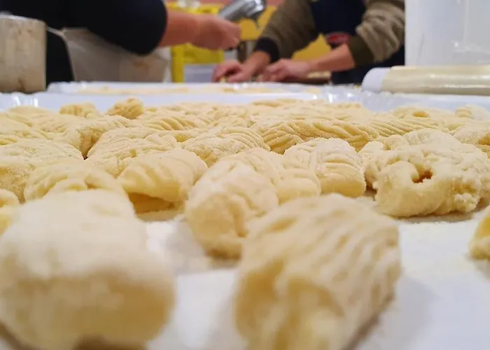 Sotto Il Cielo Pignola